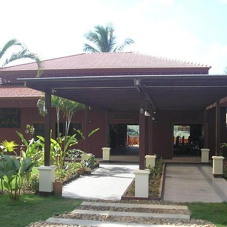 Tamarind Grand Resort Mae Sariang Dış mekan fotoğraf