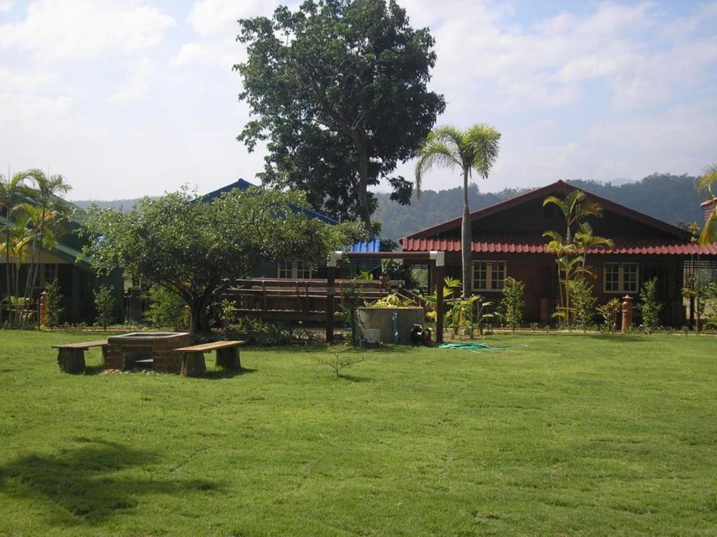 Tamarind Grand Resort Mae Sariang Dış mekan fotoğraf