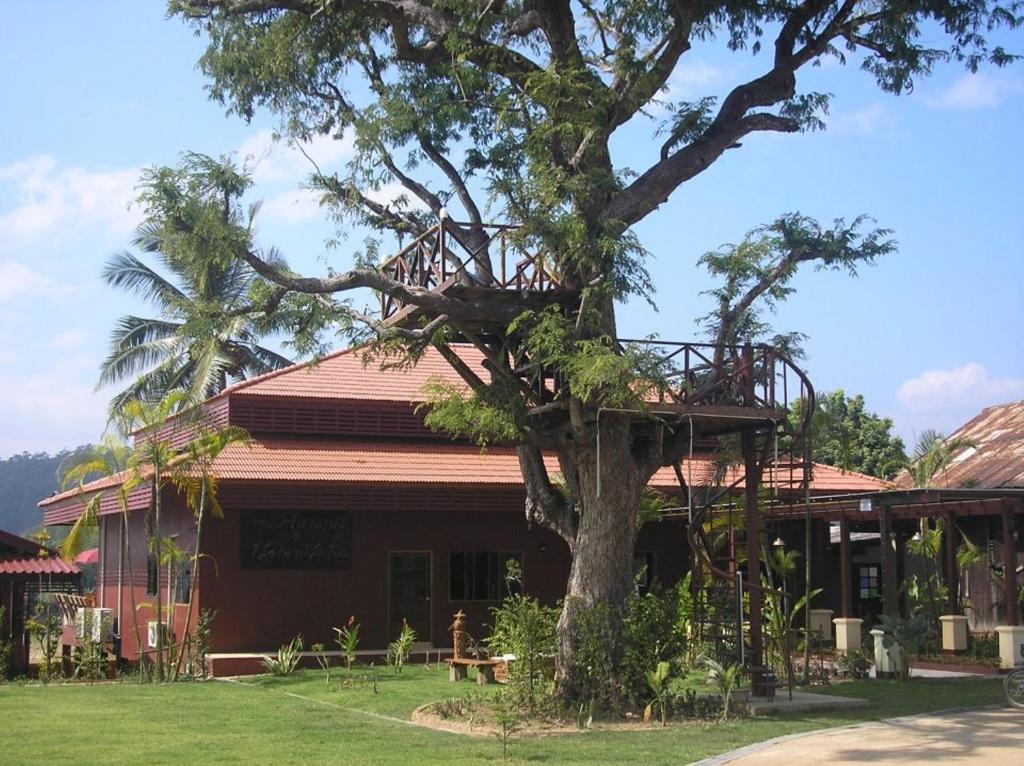 Tamarind Grand Resort Mae Sariang Dış mekan fotoğraf