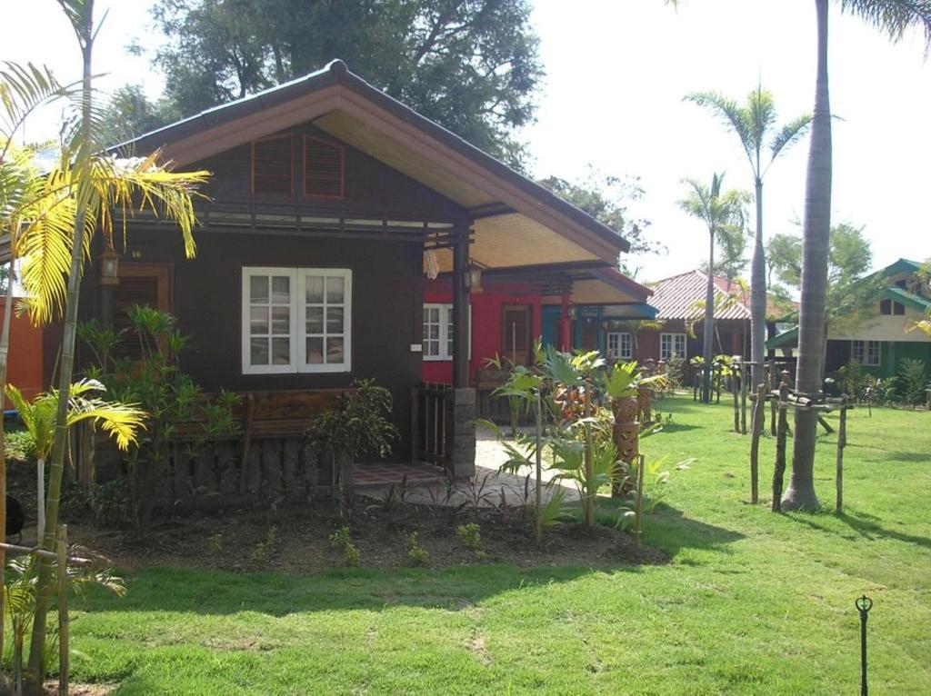 Tamarind Grand Resort Mae Sariang Dış mekan fotoğraf