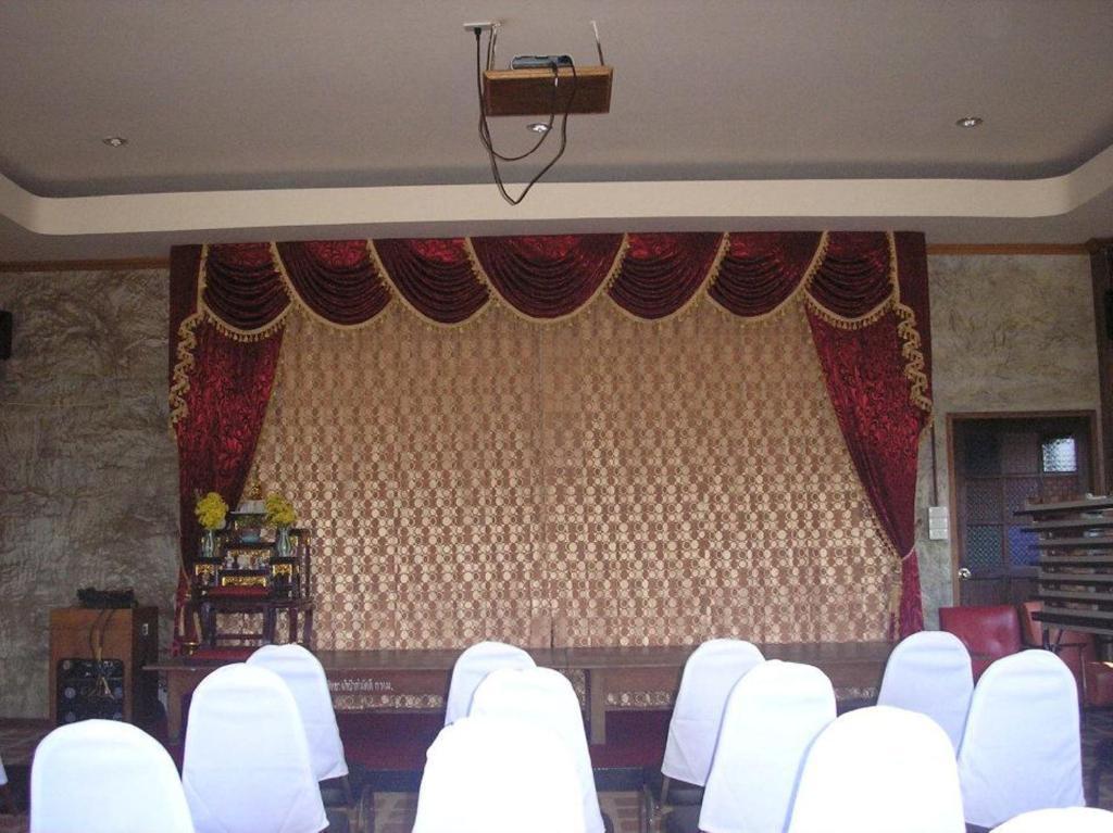 Tamarind Grand Resort Mae Sariang Dış mekan fotoğraf